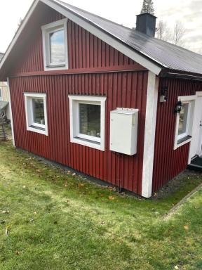 Gävle hel Lägenhet Stuga i 2 plan 28 m2 Centrum 3 Furuvik 9 - Housity