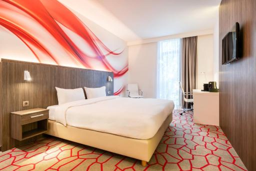 B&B HOTEL Mons Centre - Housity