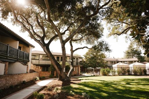 Paso Robles Inn - Housity