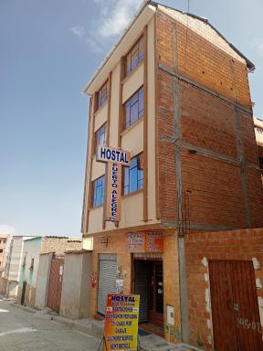 Hostal Puerto Alegre - Housity