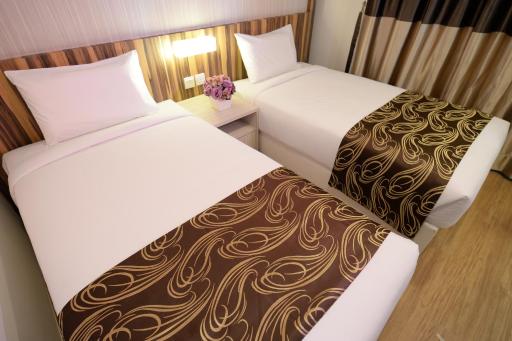 Rimba Hotel - Housity