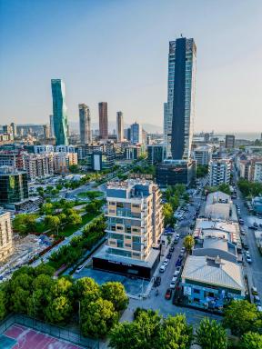Marlen Hotel Bayraklı - Housity