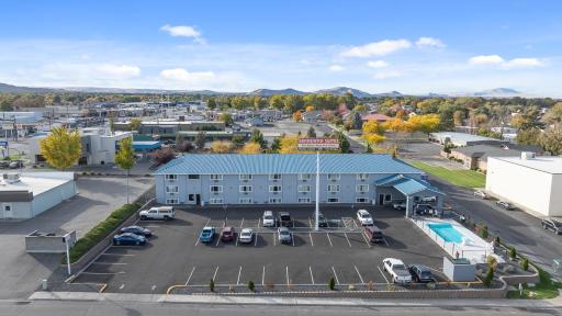 Kennewick Inn & Suites Tri Cities - Housity