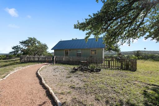 Cottage at Twin Oaks - Housity