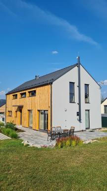 Apartmány Zámecká - Housity