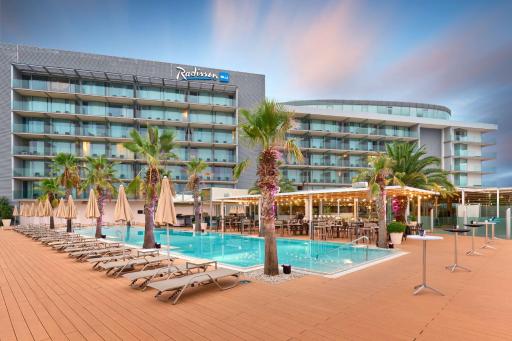 Radisson Blu Resort & Spa - Housity