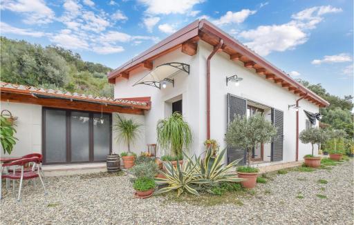 2 Bedroom Beautiful Home In Santa Teresa Di Riva - Housity