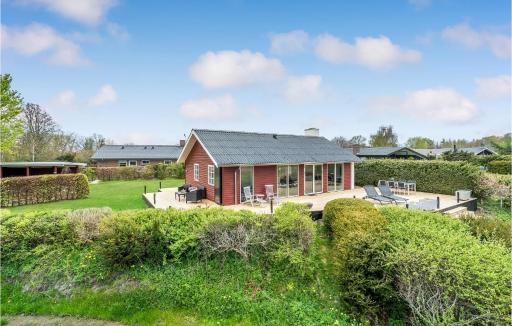 Pet Friendly Home In Hadsund - Housity