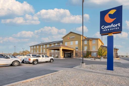 Comfort Inn & Suites Artesia - Housity
