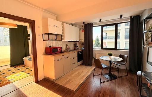 Cozy Apartment with Self Check-in near Promenada Mall and Verdi Park - Housity