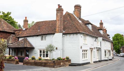 The White Horse - Housity