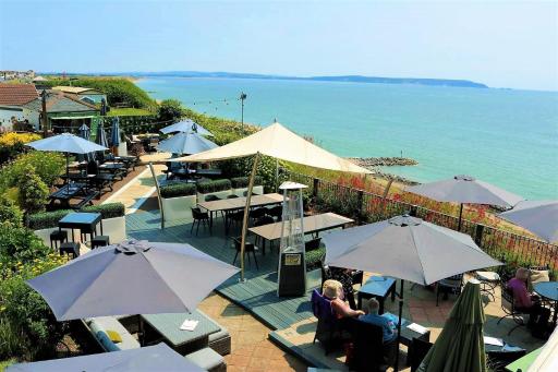 Pebble Beach Seaview Restaurant & Rooms - Housity