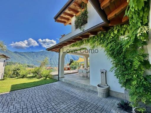 Villa 3 Olivi - sleep 5 - in Lenno - Housity