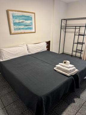 Hostal El Pozarron - Housity