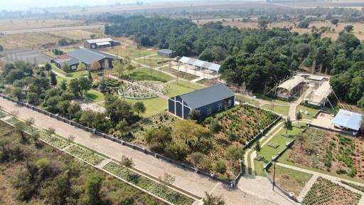 The Meander Estate - Housity