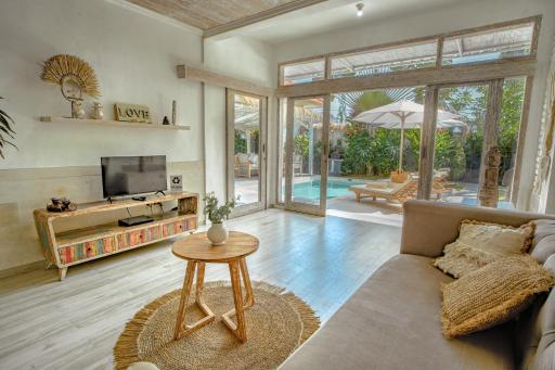 Villa Piece Of Peace private 3BR with large pool and garden - Housity