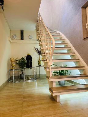 Noblesse Hause - Housity