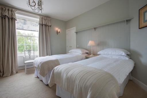The Bridge Inn - Housity