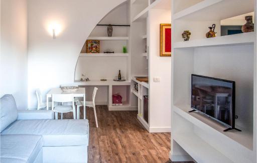 Cozy Home In San Michele Di Ganzari - Housity