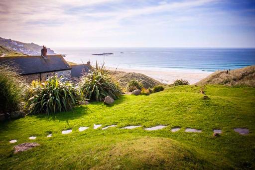 Cat's Cradle, Cottage In Beautiful and Peaceful Location, Near Beach - Housity