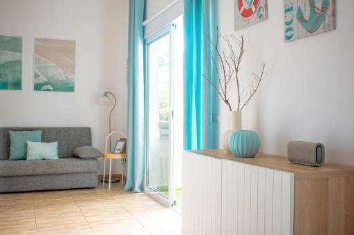 Steps to the beach!!! - Housity