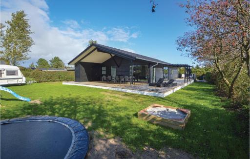 Four-Bedroom Holiday Home In Haderslev - Housity