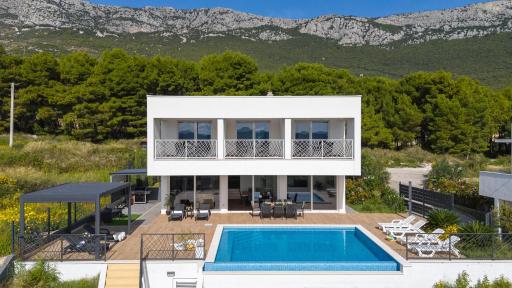 Villa Casa Bella with sea views - 1,4km from the beach - Hizvo