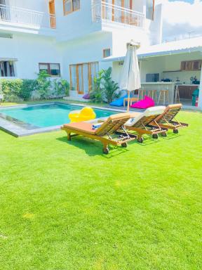 Unique Canggu Guest House - Housity