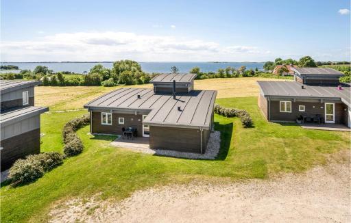 Amazing Home In Faaborg With Wifi - Housity