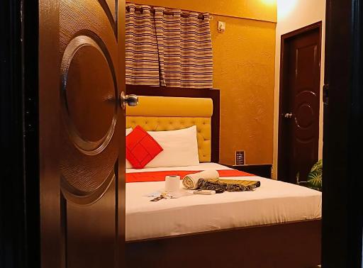 Hometown Apartments & Rooms - Housity