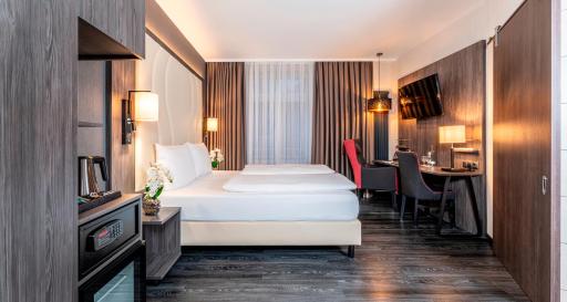PLAZA Premium Parkhotel Norderstedt - Housity