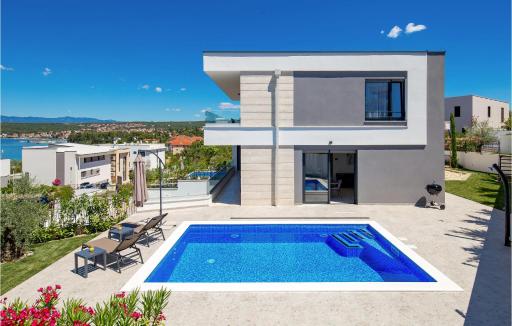 Nice Apartment In Malinska With Wifi - Housity