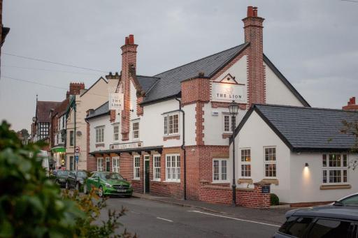 The Lion at Malpas - Housity