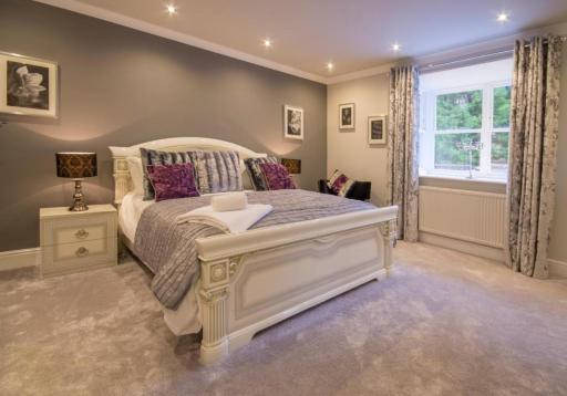 Derby Manor - Housity