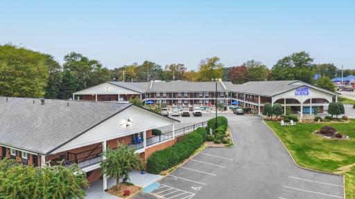The Guest Lodge Gainesville - Housity