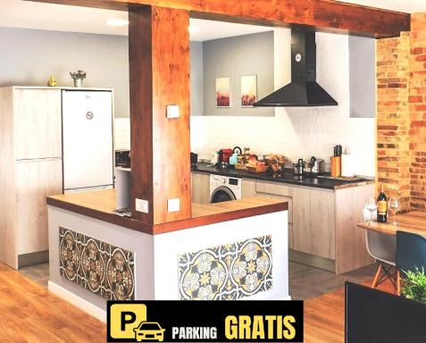 IDEAL & CENTRO, tranquilo GARAJE GRATIS y 2 baños - Housity