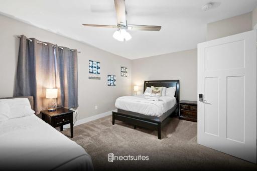 Family Home and Comfort 2 Min to Ark 4 bdrm - Housity