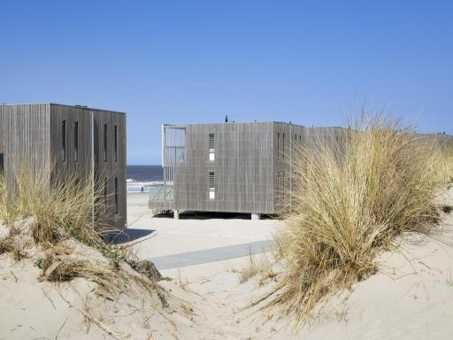 Beach House in a dream location ON the beach - Housity