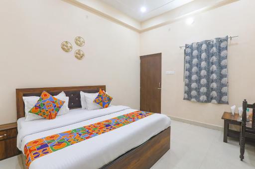 FabHotel RK Palace - Housity
