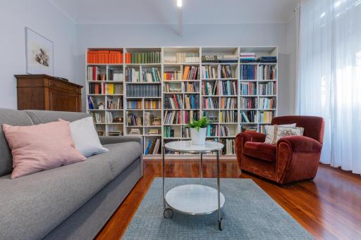 Spazioso appartamento nei pressi del Po by Wonderful Italy - Housity
