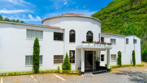 Hotel Campestre Santa Catalina - Housity