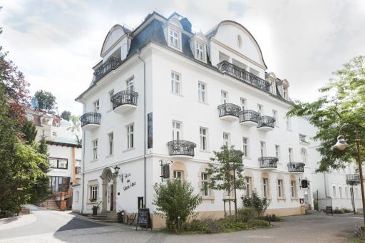 Hotel Weisses Haus - Housity