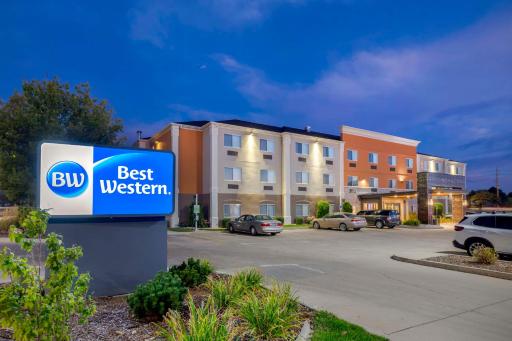 Best Western Greeley - Housity