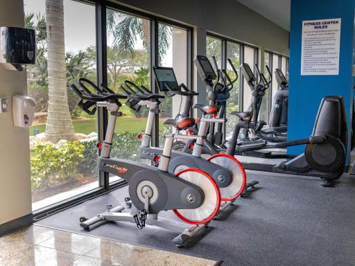 Hilton Palm Beach PBI - Housity