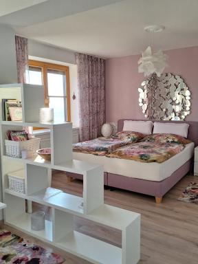 Summer Wine - Housity