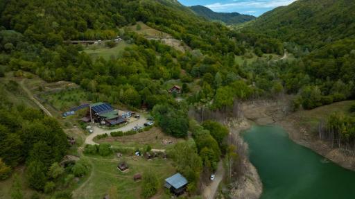 PENSIUNEA IZVORUL BUCURIEI - Housity