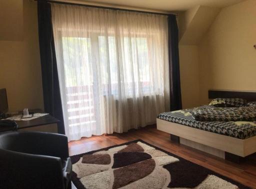 Pensiunea Călimani - Housity