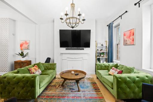 Cozy Pittsburgh Home with King Beds - short drive to all - Housity