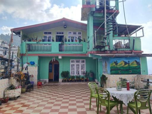 Windchimes Homestay - Housity