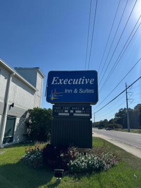 Executive Inn - Housity